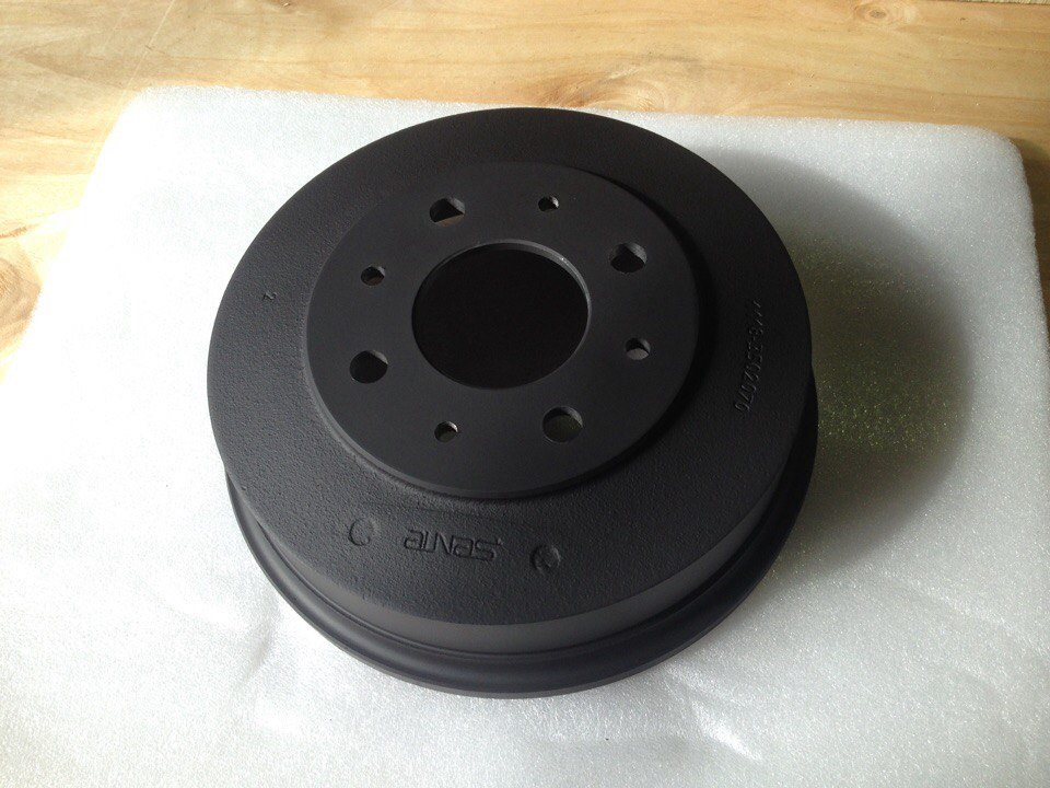 Покраска — подготовка к установке задних тормозных барабанов. — Lada ...