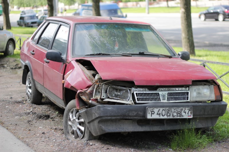 Брошенные автомобили в санкт петербурге