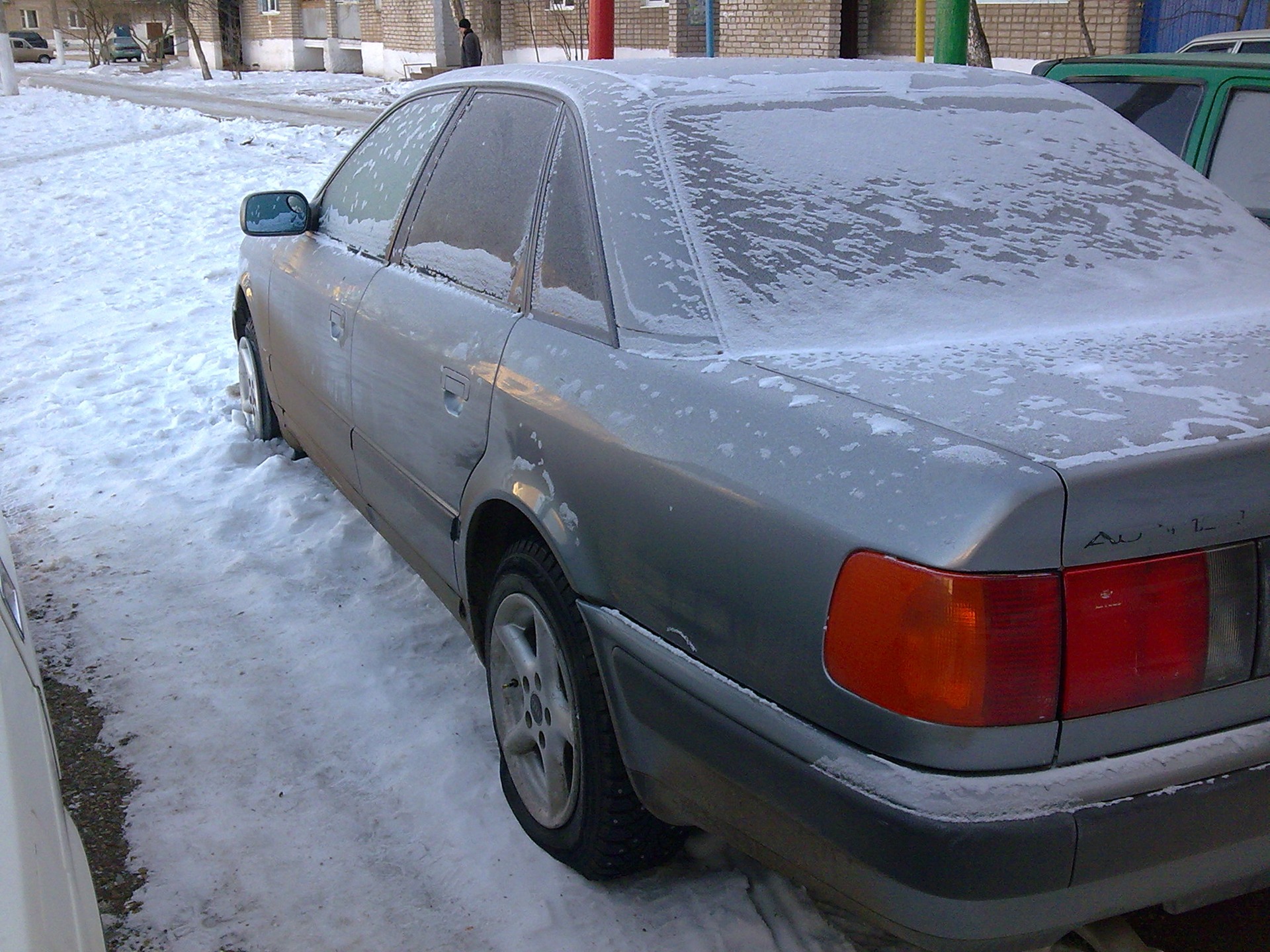 Спустили все шины, еле доехал с Уфы — Audi 100 (C4), 2,8 л, 1991 года |  поломка | DRIVE2