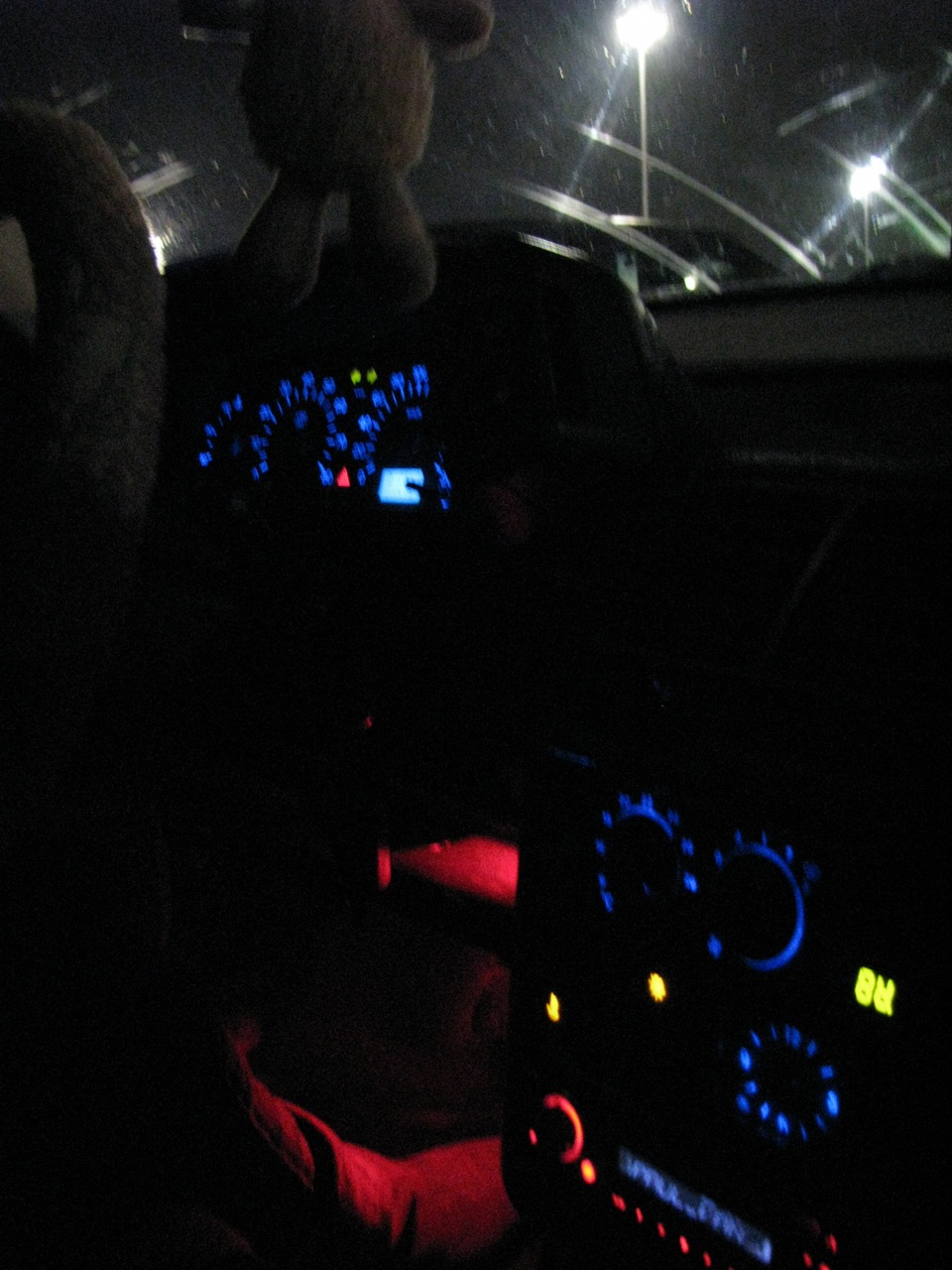 Фото на аву для пацанов на машине ночью