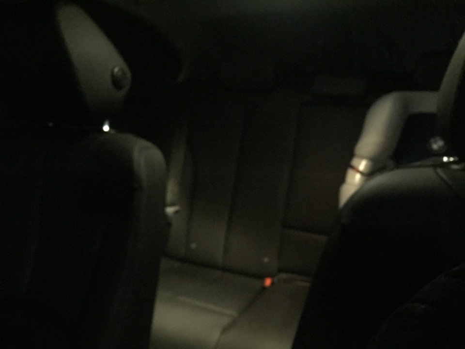 # 09. Замена потолочных светильников — BMW 3 series (F30), 1,6 л, 2014 ...