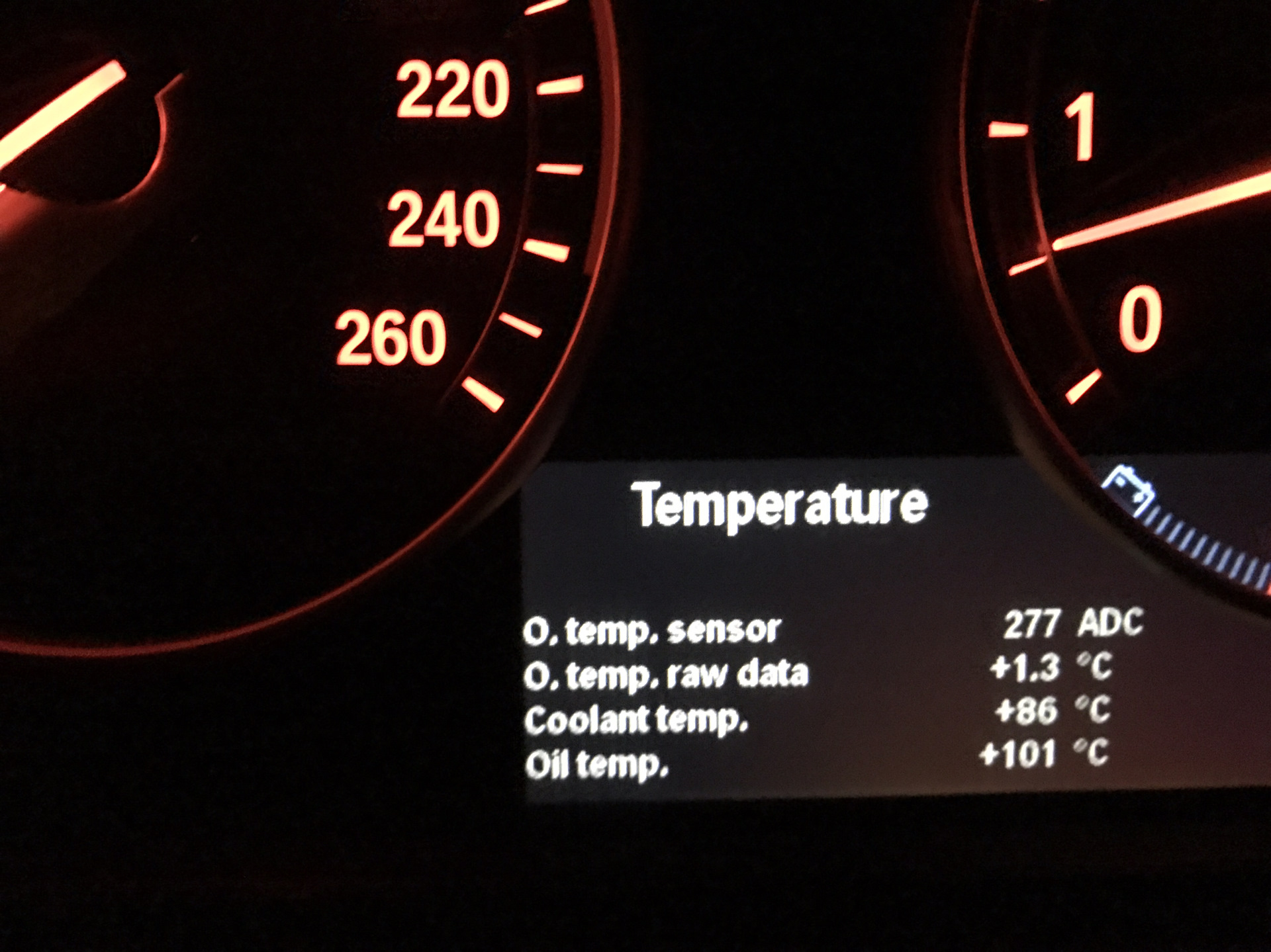 Сколько температура в машине. Рабочая температура BMW f10 n20. Температура в машине. Рабочая температура. Рабочая температура n57b20.