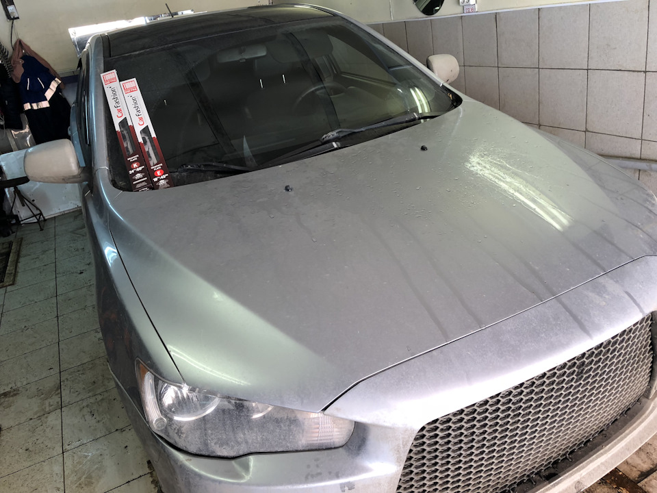 Новые щетки стеклоочистителя на Lancer X — Mitsubishi Lancer X, 1,5 л ...