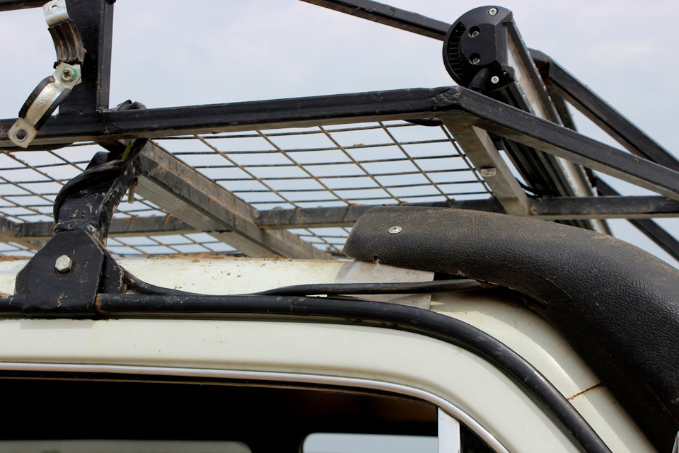 Люстра на крышу 288W — Lada 4x4 3D, 1,7 л, 1997 года | аксессуары | DRIVE2