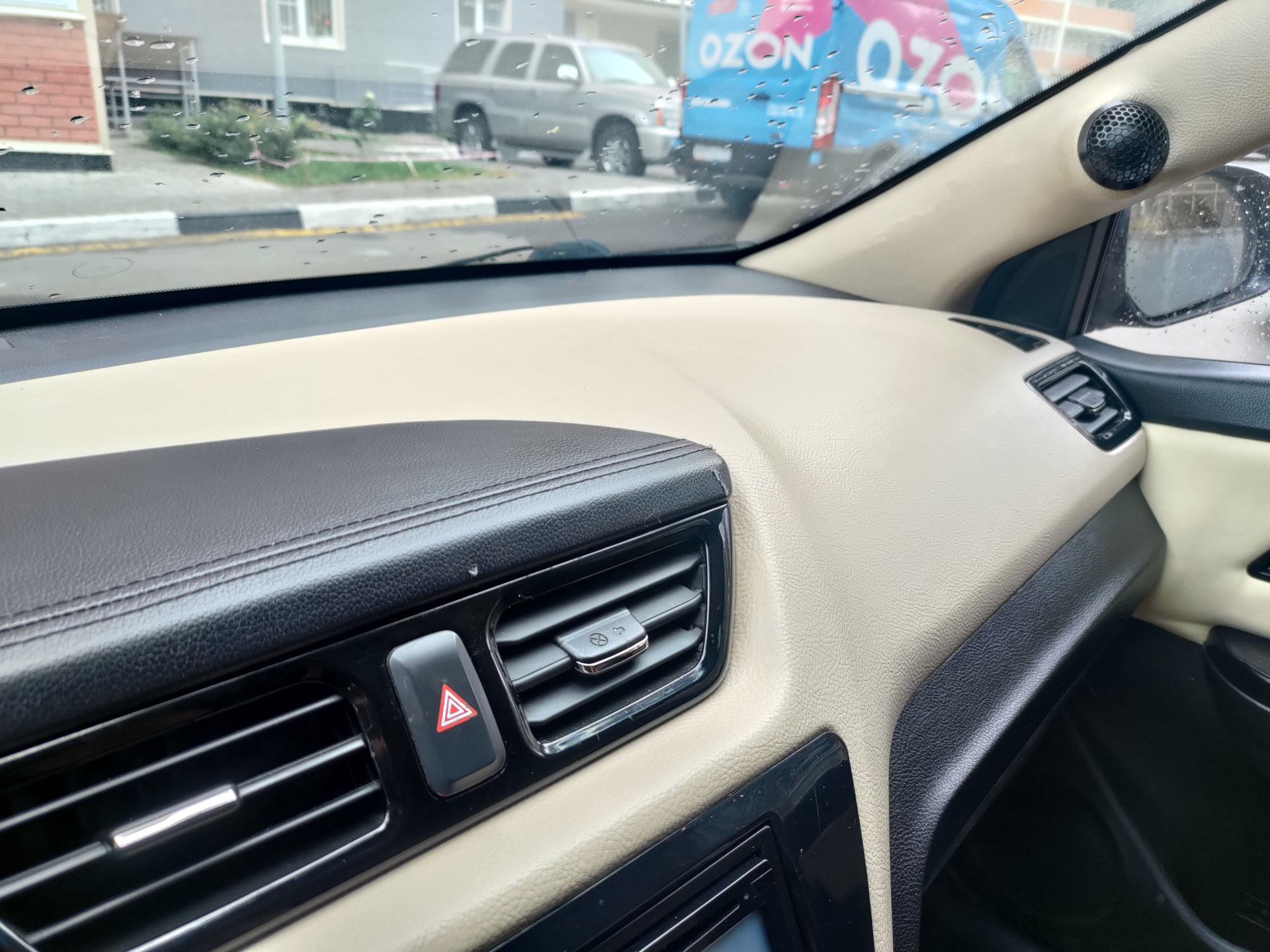 Перетяжка торпеды в термокожу — KIA Rio (3G), 1,6 л, 2012 года ...