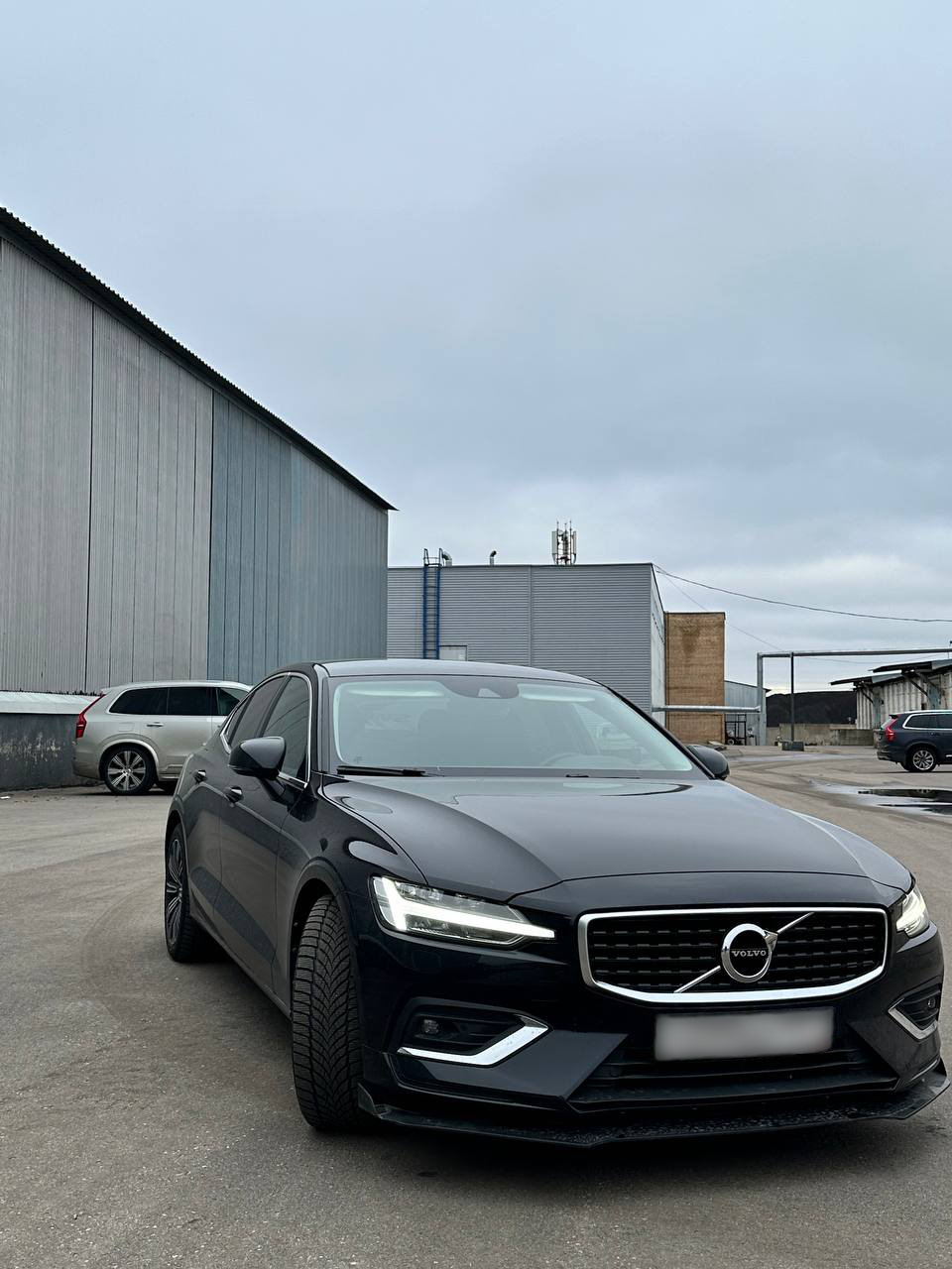#8 R решётка — Volvo S60 (3G), 2 л, 2021 года | тюнинг | DRIVE2
