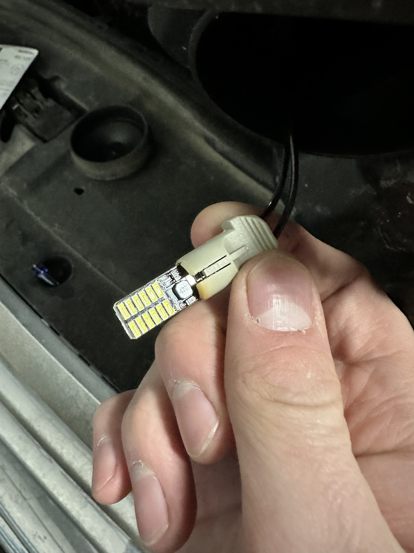 Диодные LED габариты в Туарег (БЕЗ ОШИБОК!) — Volkswagen Touareg (1G ...