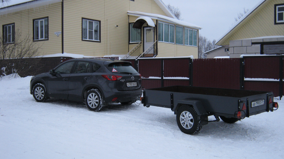 Знак Ш на заднем стекле — Mazda CX-5 (1G), 2 л, 2013 года | наблюдение ...