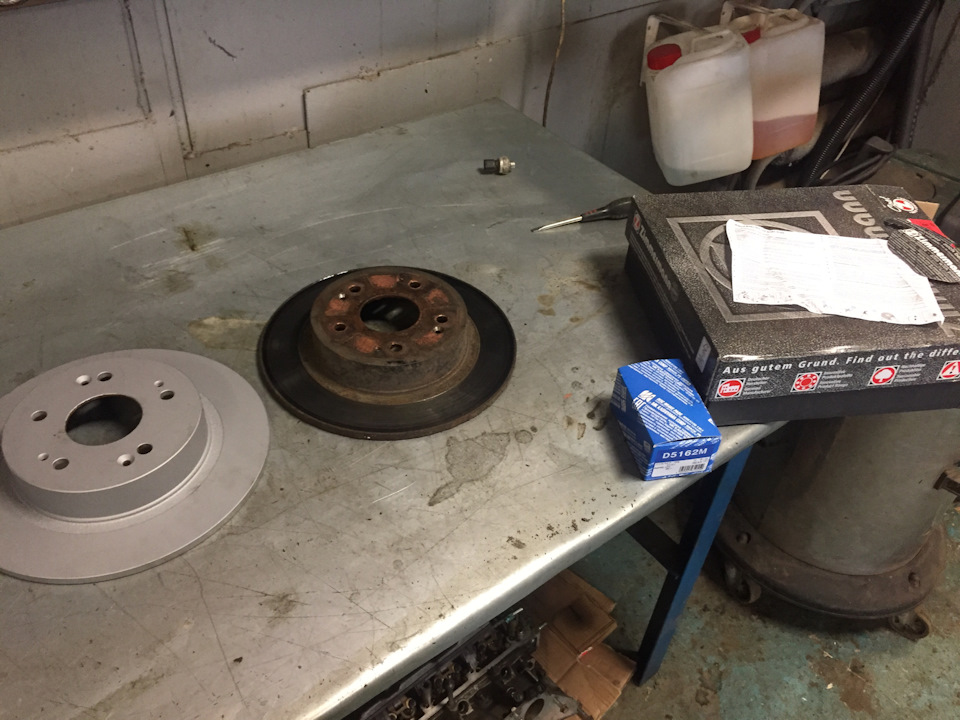 Фото в бортжурнале Honda Accord (8G). Запчасти на фото: D5162M