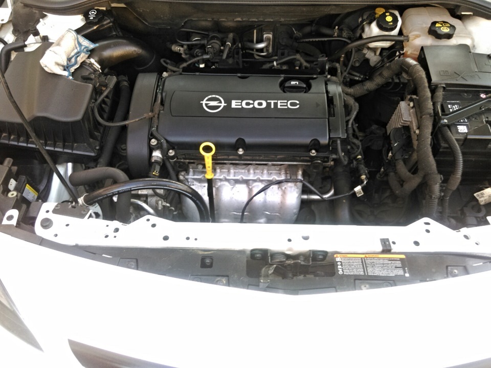 Мойка двигателя без керхера — Opel Astra J, 0,5 л, 2011 года | другое ...