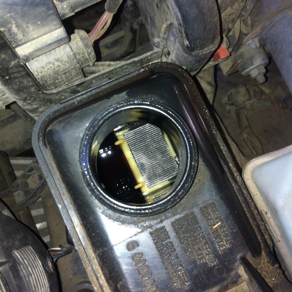 Сетка грязная, но не в хлам. — Audi A4 Avant (B7)