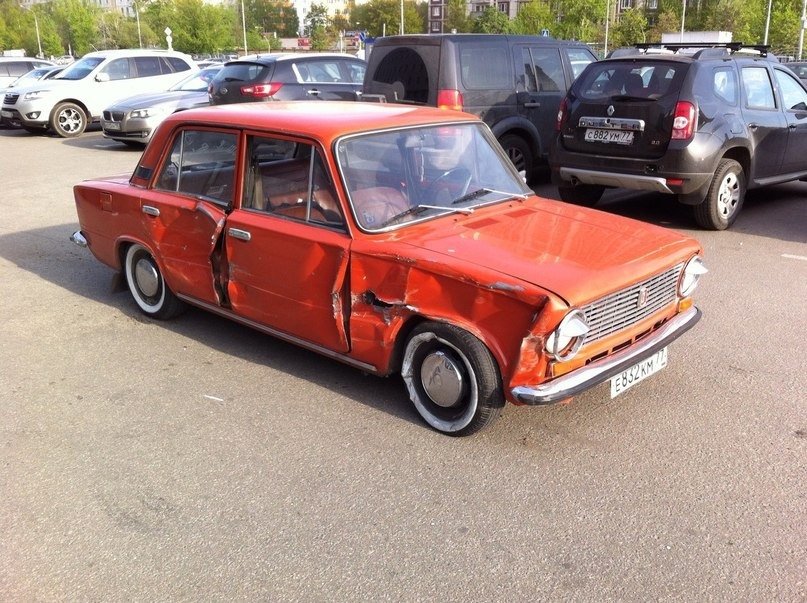 lada 21011