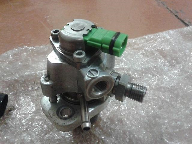 Топливный насос 1jz. Сальник тнвд 1az fse. Топливного насоса 1jz-fse. Тнвд 1jz. Тнвд 1jz fse.