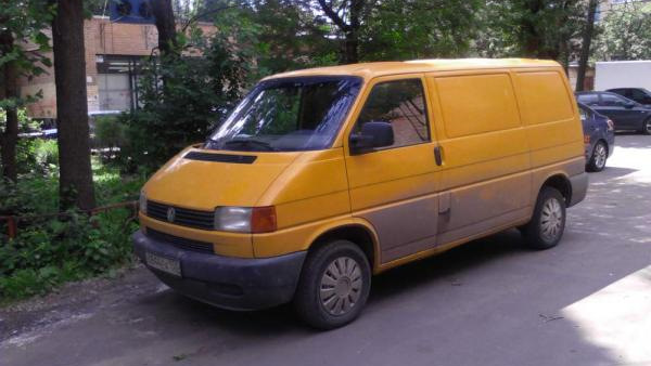 Белоруссия фольксваген т4. Фольксваген Транспортер т4 желтый. Фольксваген т4 в желтом цвете. Фольксваген Транспортер 1995 желтый. Фольксваген Транспортер т2 желтый почтовый.