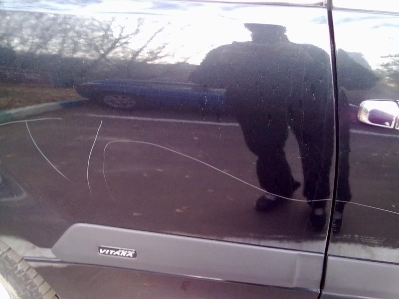 вот к…ы поцарапали подскажите что делать локальная покраска или ...