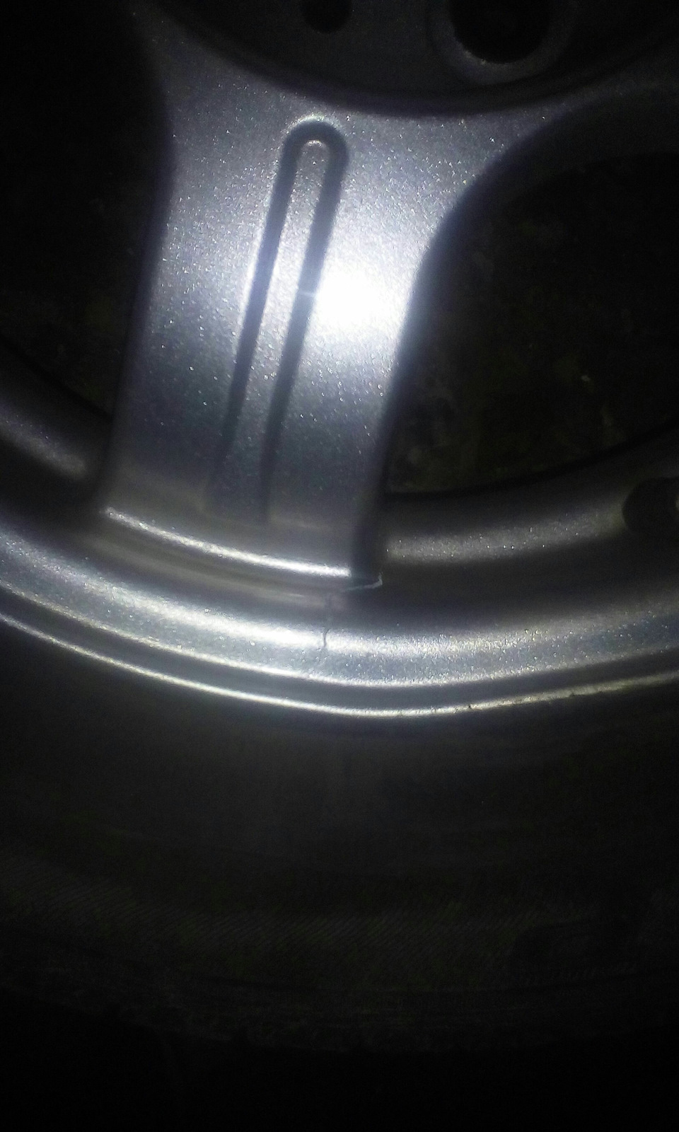 Где дороги?! Попал на два диска — Lada Приора седан, 1,6 л, 2008 года ...