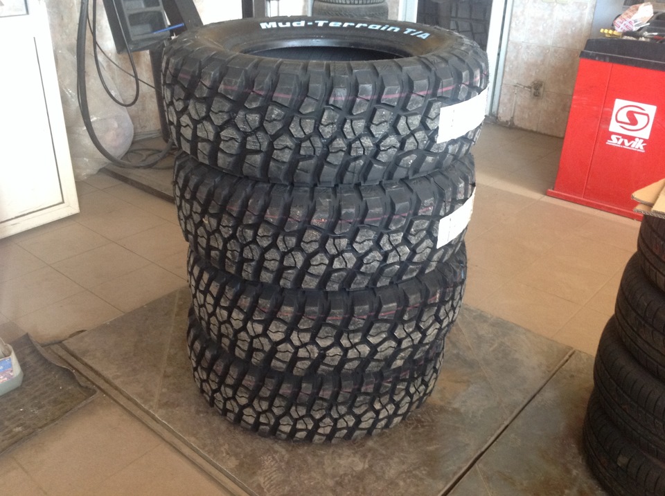 BFGoodrich KM2 — Mitsubishi Pajero Sport (2G), 2,5 л, 2013 года | шины ...