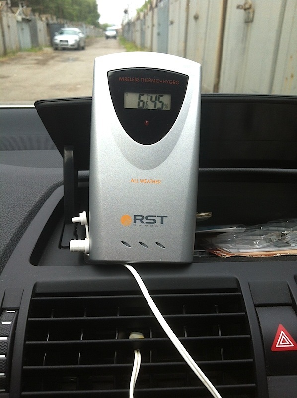 Дозаправка кондиционера — Skoda Octavia Combi A5 Mk2, 1,6 л, 2012 года ...