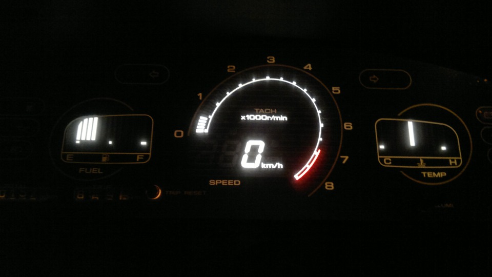 На машине 1989 года выпуска) — Nissan 100 NX