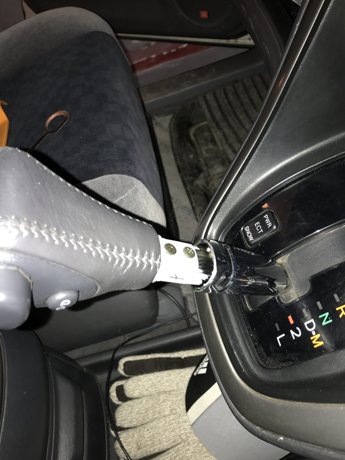 Как снять ручку акпп тойота виш Снятие и Перетяжка ручки АКПП - Toyota Harrier (1G), 3 л, 1999 года своими рукам