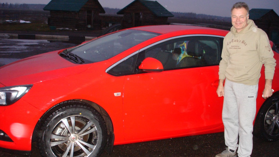 резина данлоп липучка — Opel Astra J GTC, 1,4 л, 2013 года | колёсные ...