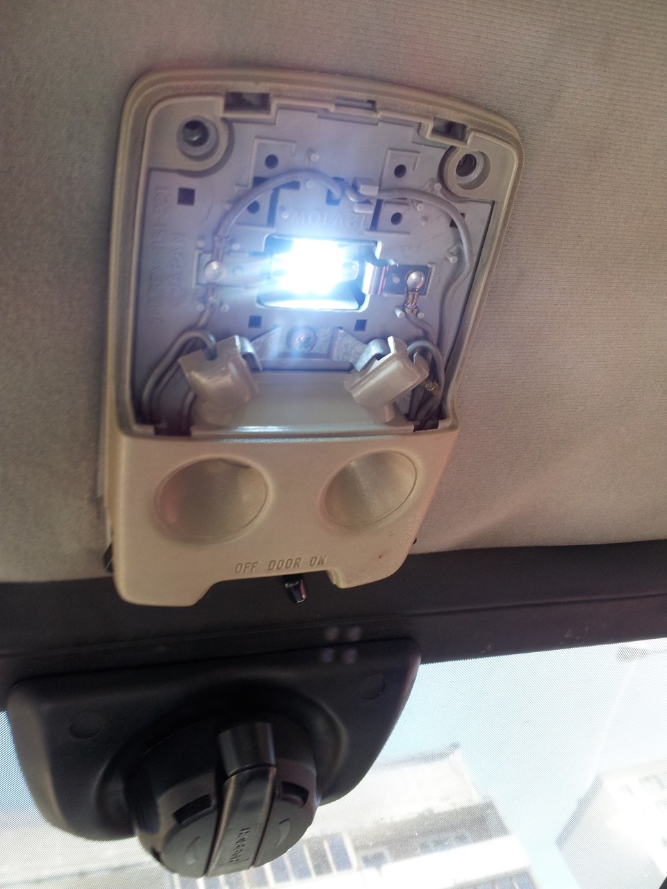 Салонный свет. — Mazda 323 IV, 1,6 л, 1990 года | аксессуары | DRIVE2