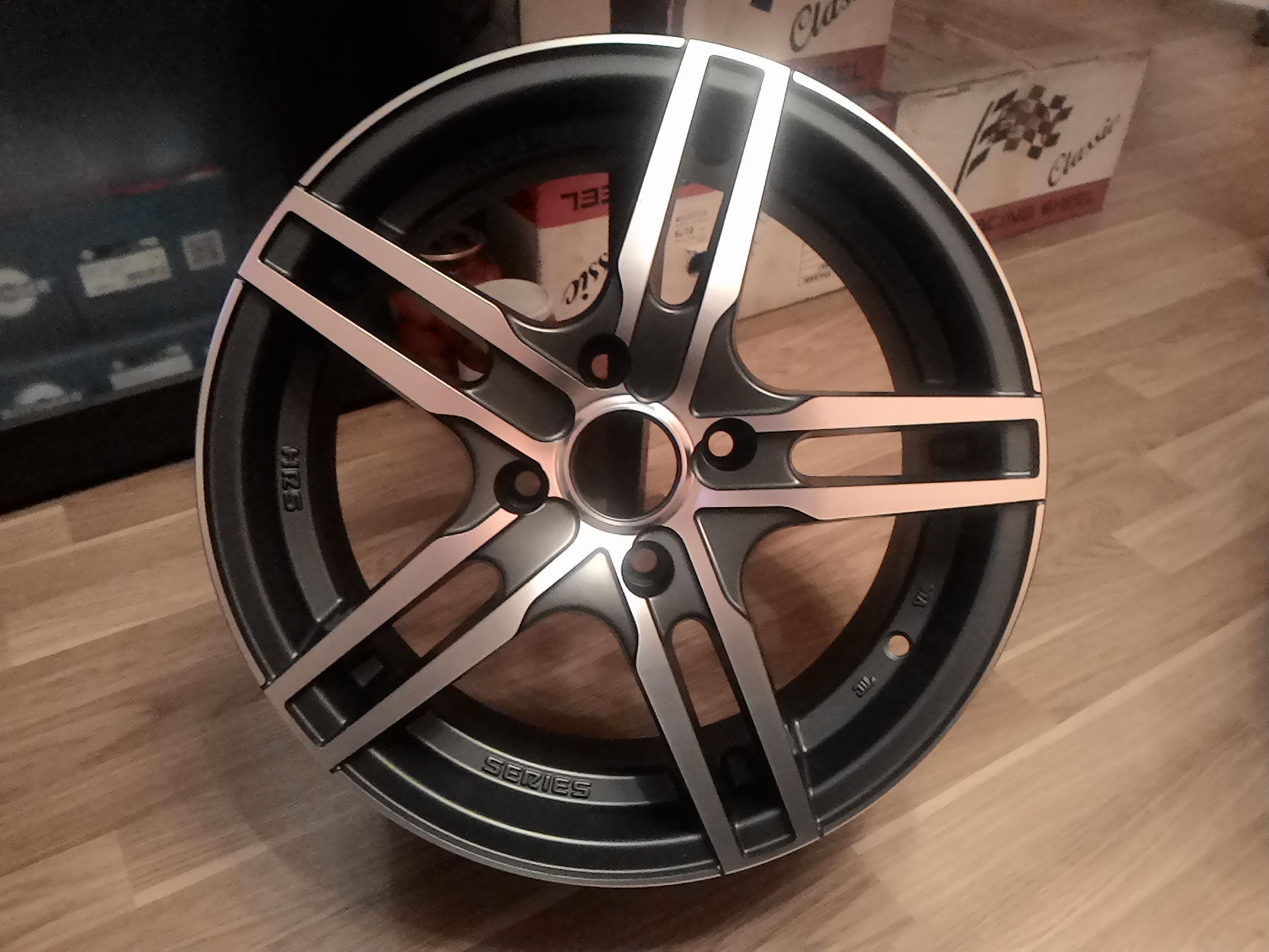 4 x 15 1 2. Racing Wheels h-534. RW h534 r15.