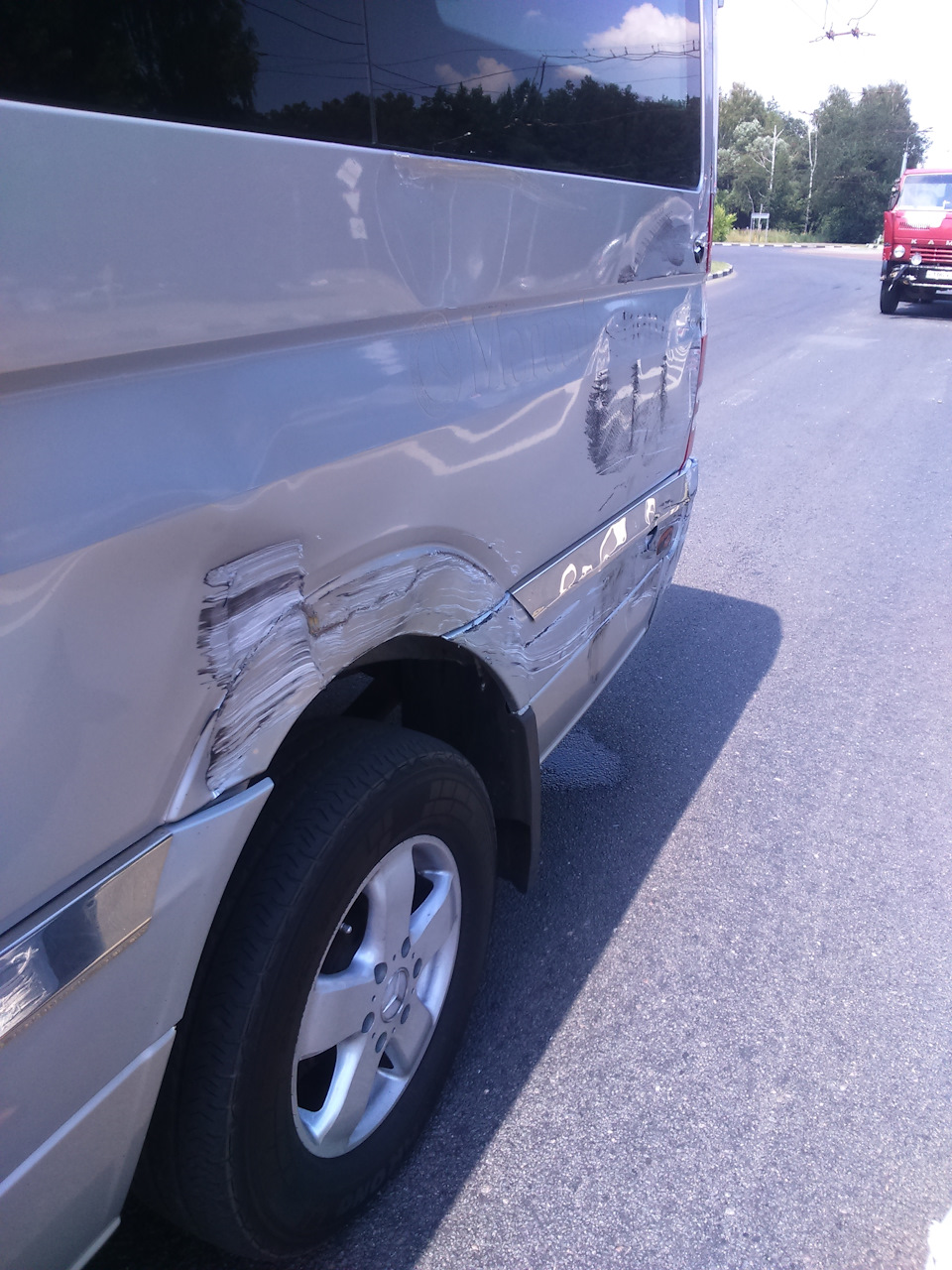 11 — КАМАЗ Золотарь