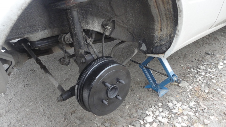 Летние тапочки для Деда — Toyota Corolla Levin (AE110/111), 1,5 л, 1995 ...