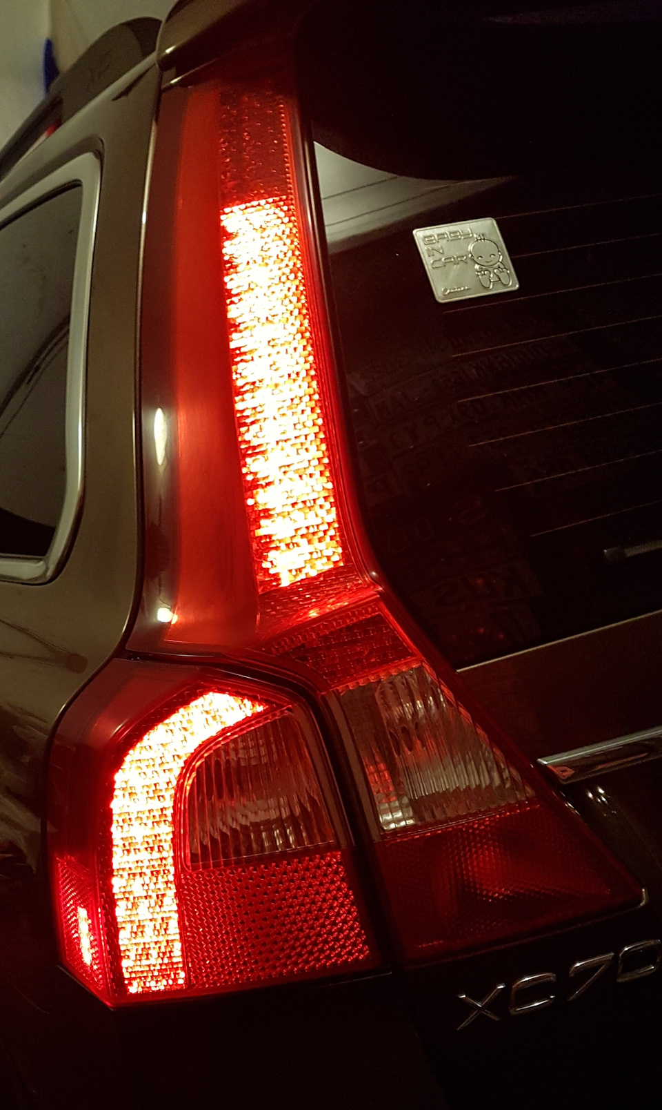 Как снять задний фонарь xc90 Выражаю благодарность за идею фонарей на ХС70 - Volvo XC70 III, 2,4 л, 2012 года