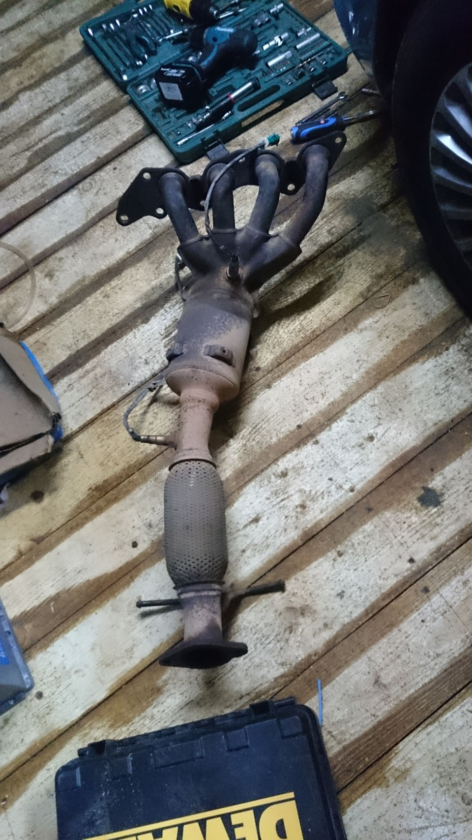 Удаление катализатора — Ford Focus II Hatchback, 2 л, 2009 года ...