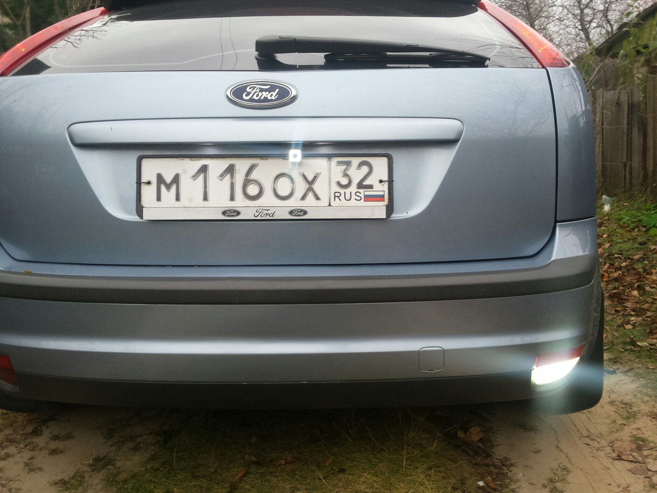 ford focus 2 хэтчбек зад