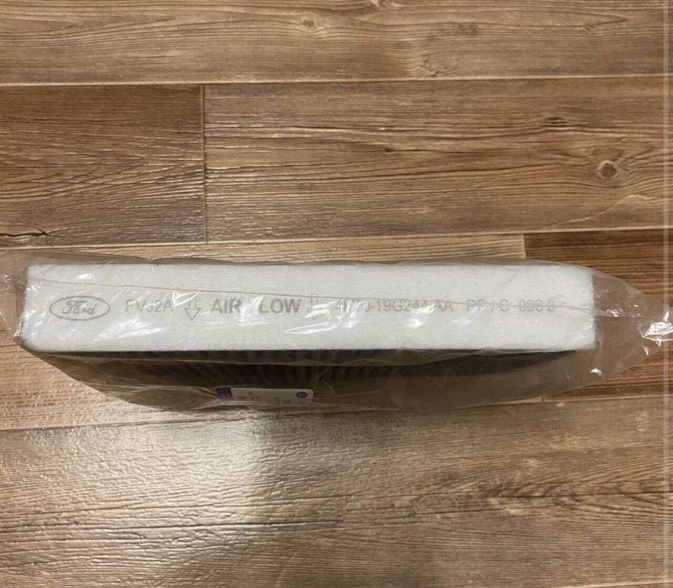 Оригинальный фильтр салона 1354953 на Ford Focus Sedan II, Ford Focus ...