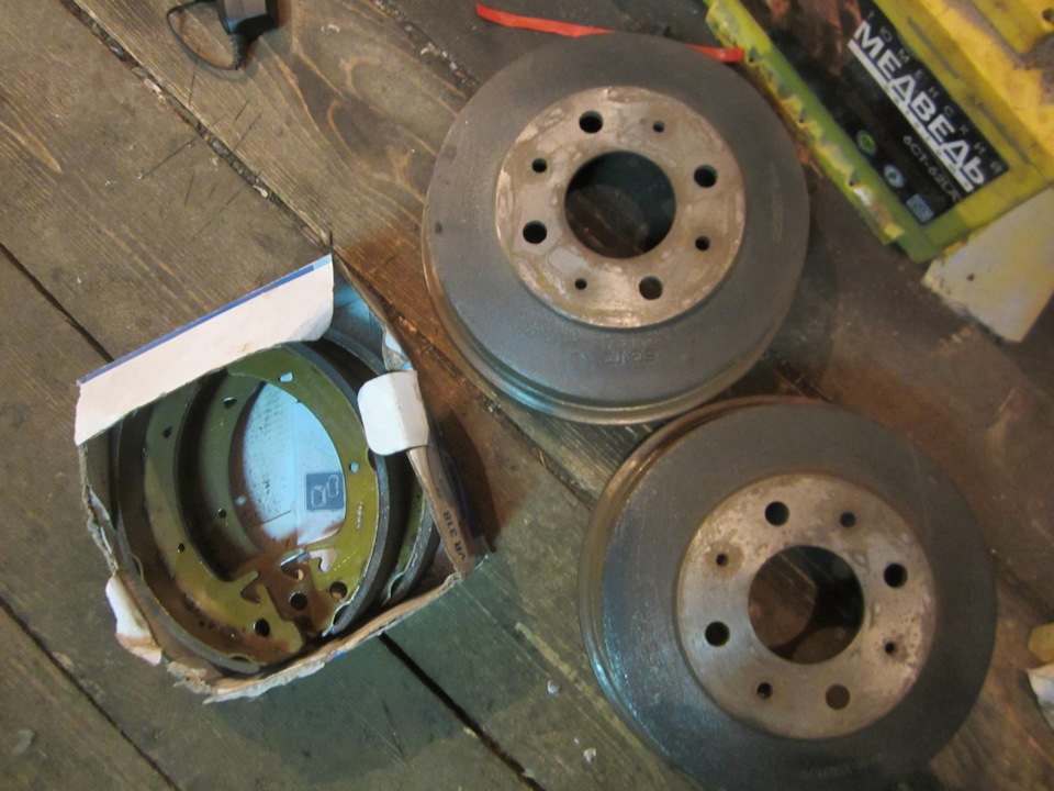 Задние барабаны Чугун 1118 — Lada 21124, 1,6 л, 2008 года | тюнинг | DRIVE2