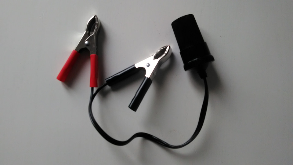 Гнездо прикуривателя — пока с крабами — Lada Гранта Лифтбек (1G)