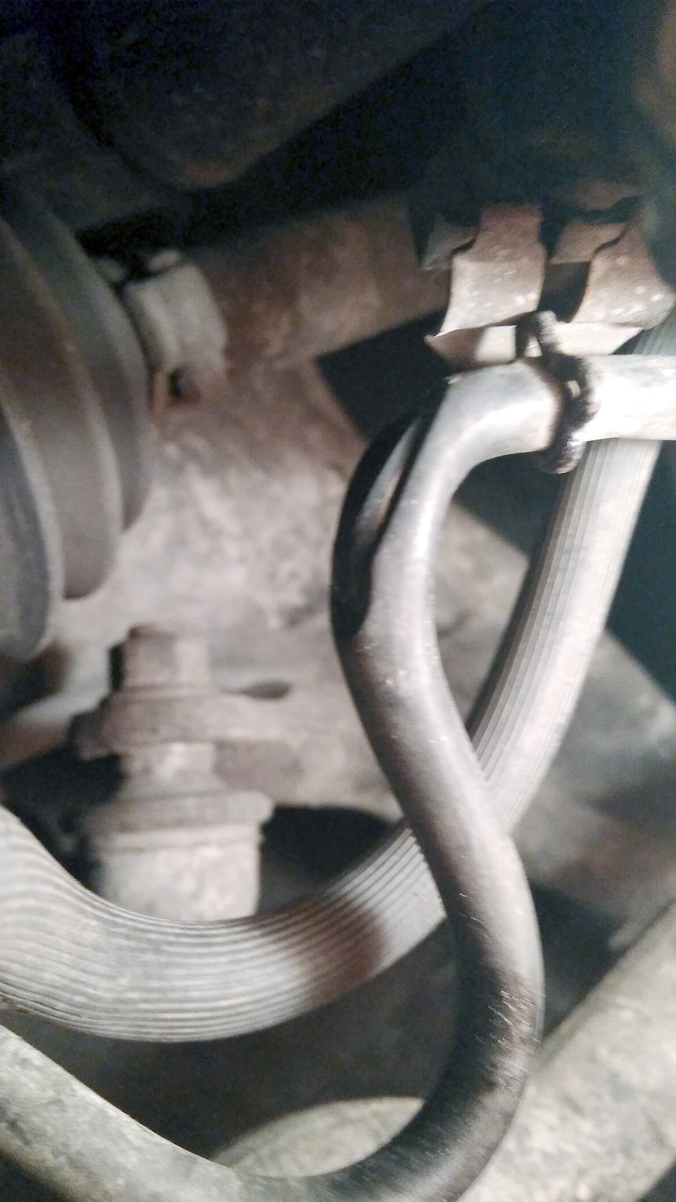 Износился провод АБС. — Mitsubishi Pajero (3G), 3,2 л, 2003 года ...