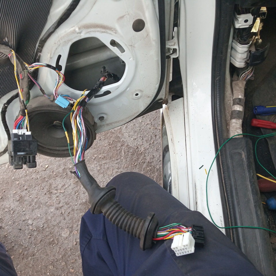 Оутландер, не работает замок водительской двери — DRIVE2