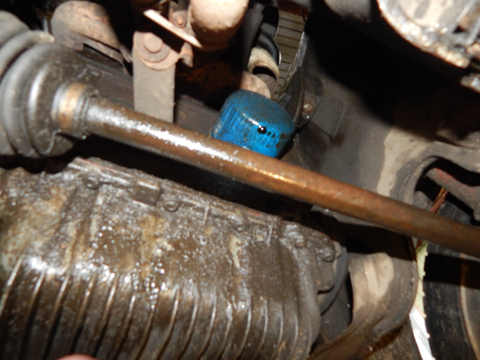 Выдавило масло из-под фильтра — ЗАЗ 1103, 1,2 л, 2003 года | плановое ...