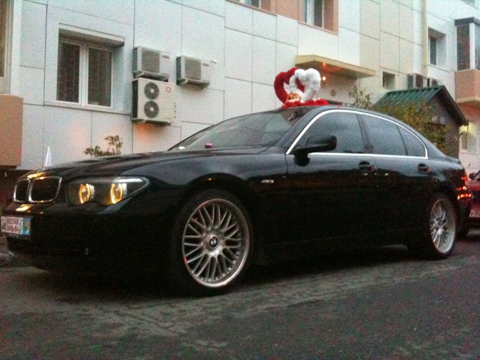 Машина голова или карета для молодожёнов. — BMW 7 series (E65/E66), 3,6 ...