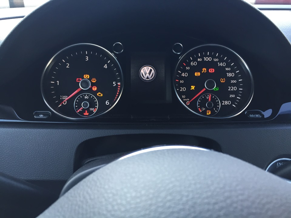 Косвенный контроль давления в шинах — Volkswagen Passat Variant (B6), 2 ...