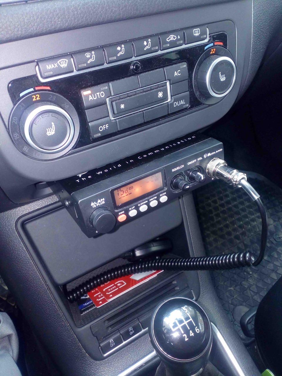 Установка рации Си-Би — Volkswagen Tiguan (1G), 1,4 л, 2011 года ...