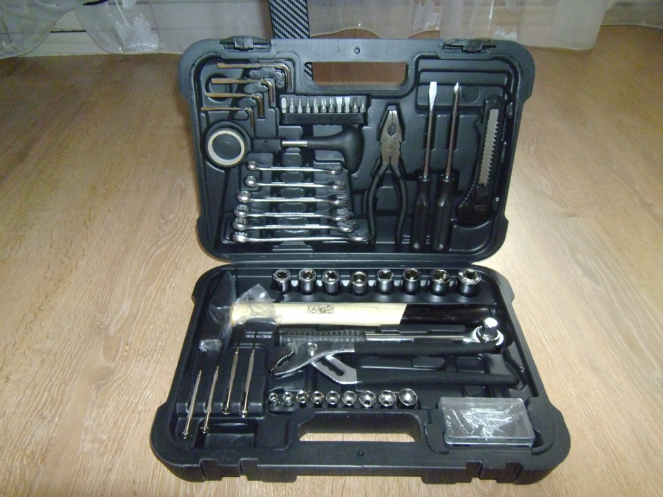 Набор инструмента топ тулс 73 предмета. Номер 8-800. Бесплатный номер 8 800. 8 800 инструменты. Набор отверток 11 предметов.