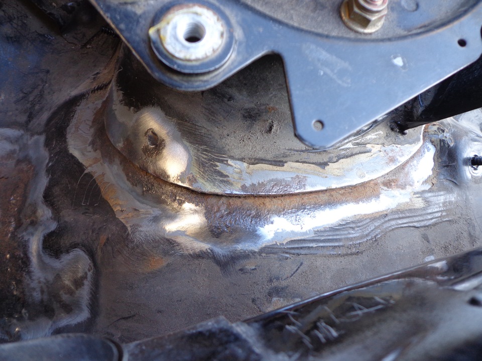 54bbdacs 960 Как определить заводской герметик на авто или нет