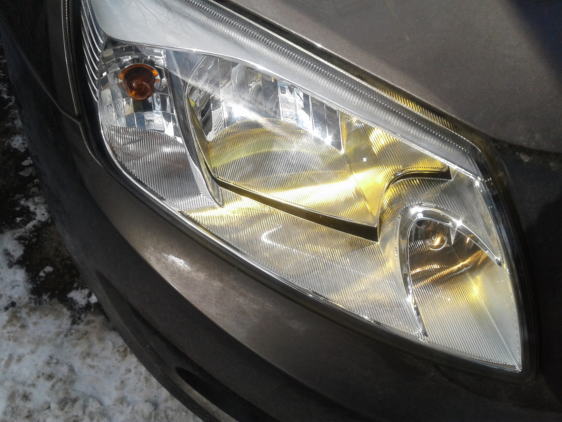 Установка желтых лампочек и не только — Lada Гранта, 1,6 л, 2017 года ...