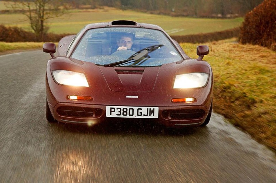 mclaren f1 роуэн аткинсон