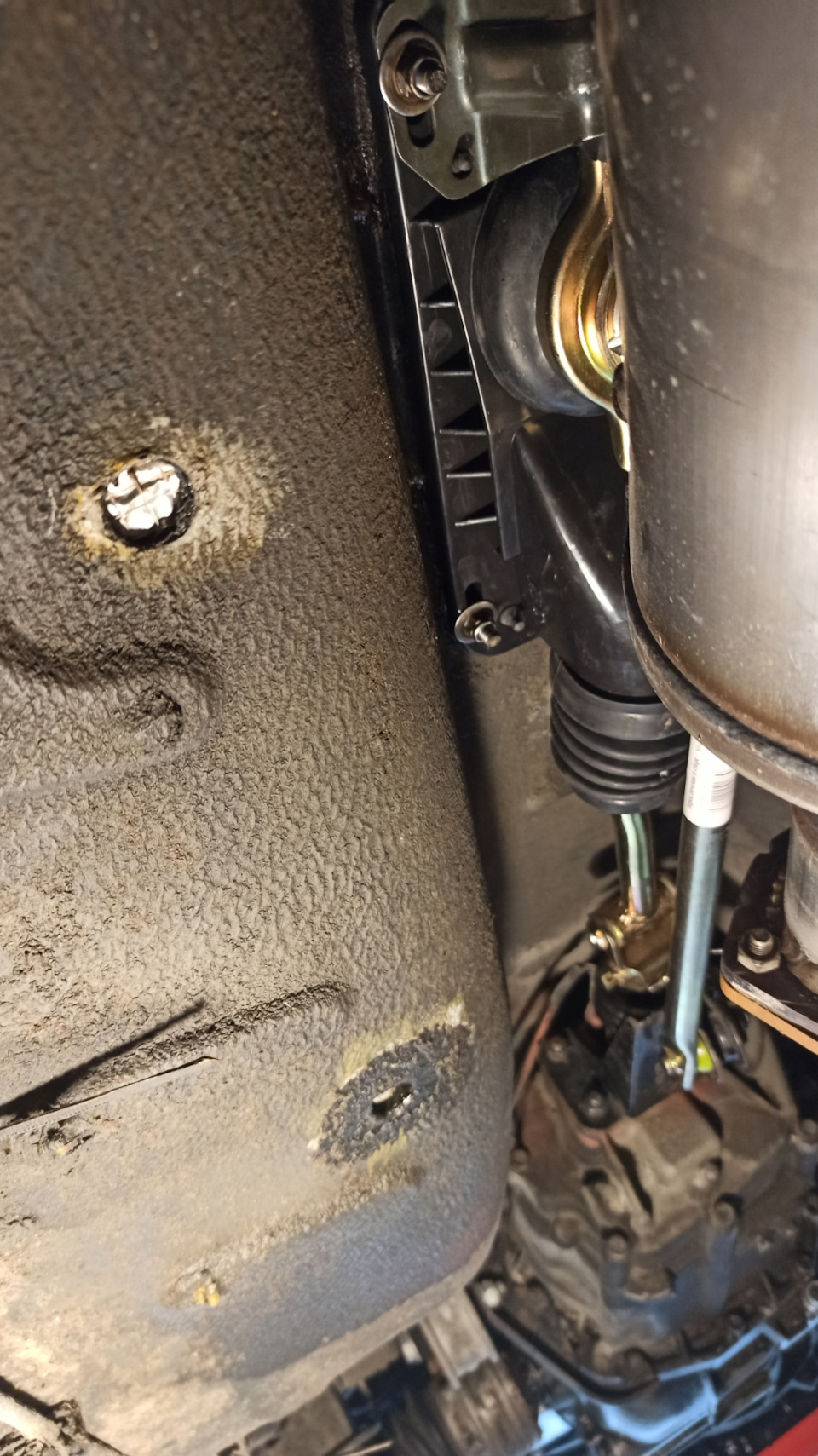 Новые запчасти на москвич святогор