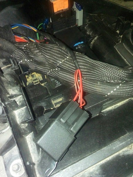 Реле 369 ауди а6 с5 за что отвечает. 54dab46s 960. Реле 369 ауди а6 с5 за что отвечает фото. Реле 369 ауди а6 с5 за что отвечает-54dab46s 960. картинка Реле 369 ауди а6 с5 за что отвечает. картинка 54dab46s 960. Решил написать полезную статейку и добавить сюда, т.к. это и мне будет полезна и может еще кому-то поможет. В ней рассказано, где находятся плавкие предохранители в Ауди А6 С5, как их менять и за какую из схем они отвечают. Если у вас что-то не работает в автомобиле, то первым делом смотрите состояние предохранителя и если он исправен, только потом начинайте искать причину в узле или проводке. Реле 369 ауди а6 с5 за что отвечает. 54dab46s 960. Реле 369 ауди а6 с5 за что отвечает фото. Реле 369 ауди а6 с5 за что отвечает-54dab46s 960. картинка Реле 369 ауди а6 с5 за что отвечает. картинка 54dab46s 960. Решил написать полезную статейку и добавить сюда, т.к. это и мне будет полезна и может еще кому-то поможет. В ней рассказано, где находятся плавкие предохранители в Ауди А6 С5, как их менять и за какую из схем они отвечают. Если у вас что-то не работает в автомобиле, то первым делом смотрите состояние предохранителя и если он исправен, только потом начинайте искать причину в узле или проводке.