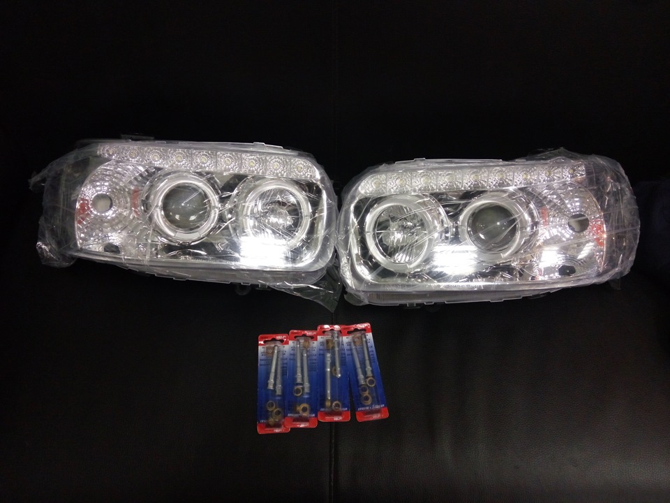 Чутка молчал тут. и вот, приехала оптика — Ford Escape (1G), 3 л, 2005 ...