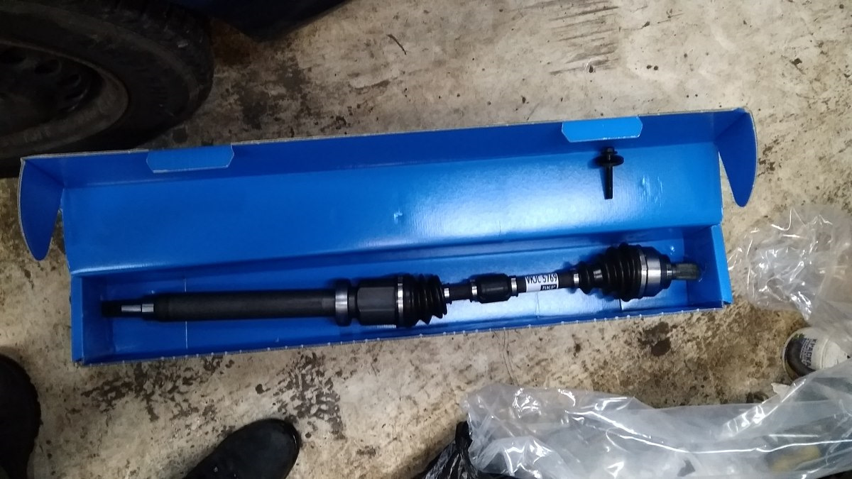 Овощ порвал привод! Замена правой полуоси на SKF VKJC 5769 — Ford Focus ...