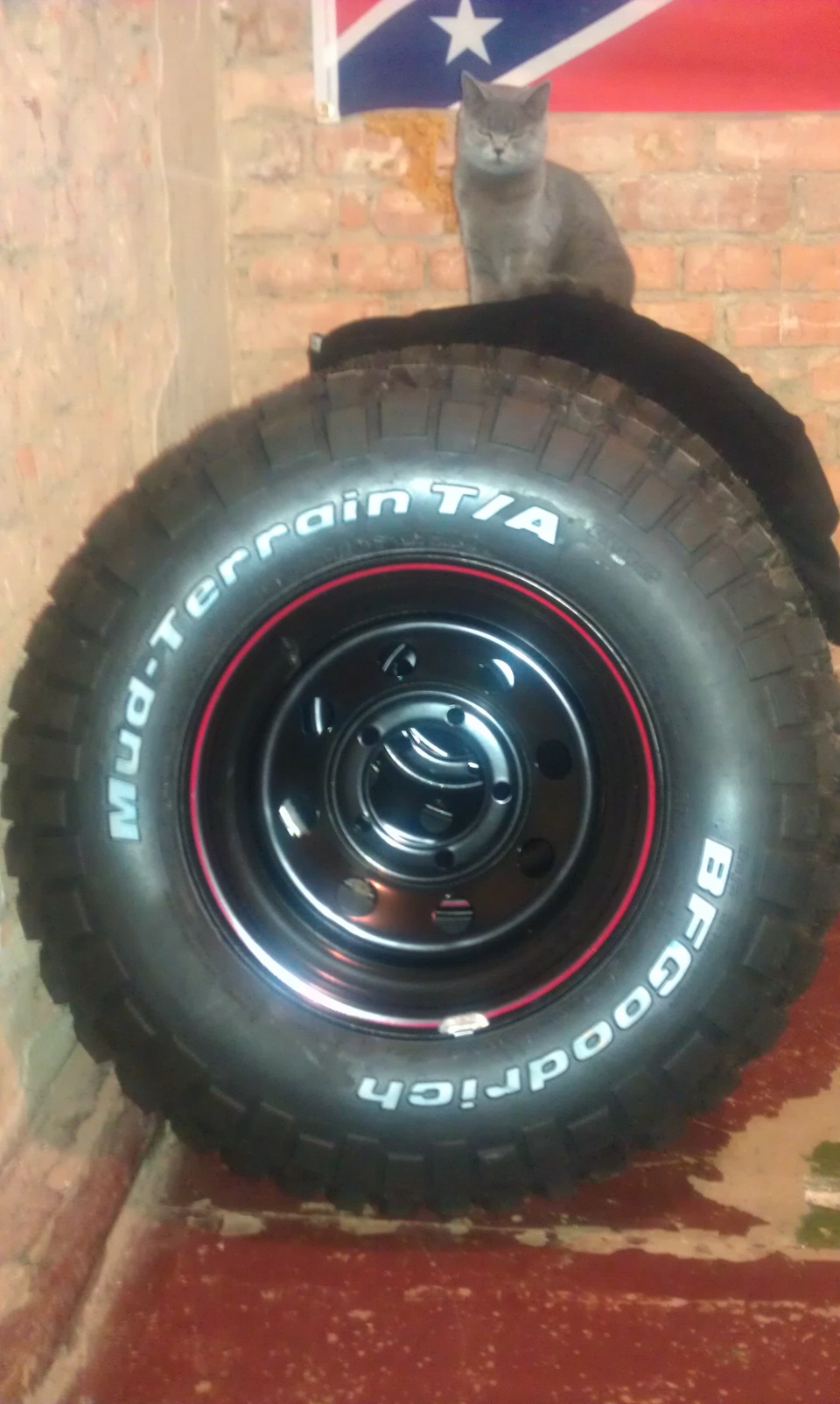 Даёшь новым шинам новые диски! — УАЗ 452, 2,4 л, 1977 года | колёсные ...